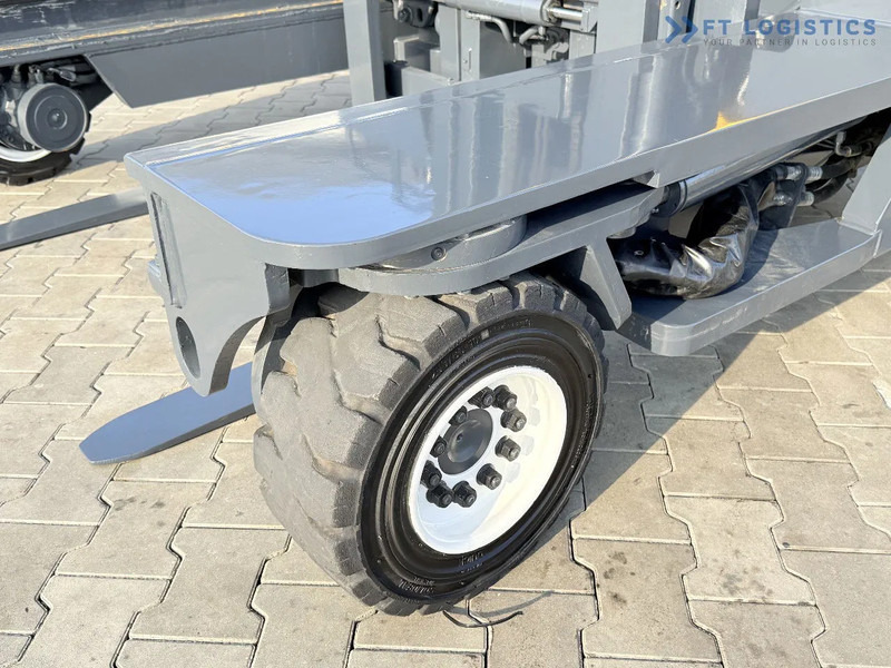 Combilift Combilift FOUR-WAY MULTIDIRECTIONAL FORKLIFT C4000 / GAS / DUPLEX 4500MM / ONLY 6604 HOURS / SIDE SHIFT / FULL CABIN / PERFECT C - 4-way reach truck: picture 4 Combilift Combilift FOUR-WAY MULTIDIRECTIONAL FORKLIFT C4000 / GAS / DUPLEX 4500MM / ONLY 6604 HOURS / SIDE SHIFT / FULL CABIN / PERFECT C - 4-way reach truck: picture 4