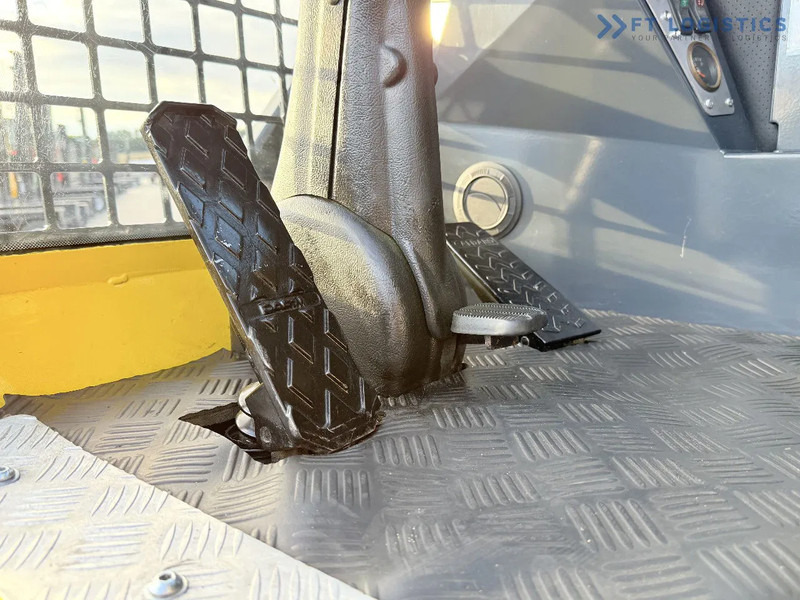 Side loader Combilift Combilift SIDE LOADER / C5000FSL / DIESEL / DUPLEX 4100MM / ONLY 2573 HOURS / FULL CABIN / PERFECT CONDITION / NEW TYRES / Wide: picture 12 Side loader Combilift Combilift SIDE LOADER / C5000FSL / DIESEL / DUPLEX 4100MM / ONLY 2573 HOURS / FULL CABIN / PERFECT CONDITION / NEW TYRES / Wide: picture 12