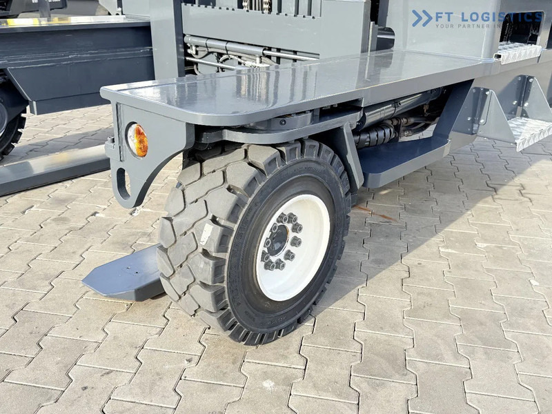 Combilift FOUR-WAY / MULTI-DIRECTIONAL FORKLIFT C5000XL / GAS / TRIPLEX 6000MM / FREE LIFT / FORK POSITIONER / HEATING / EXTENDABLE FORKS - 4-way reach truck: picture 4 Combilift FOUR-WAY / MULTI-DIRECTIONAL FORKLIFT C5000XL / GAS / TRIPLEX 6000MM / FREE LIFT / FORK POSITIONER / HEATING / EXTENDABLE FORKS - 4-way reach truck: picture 4