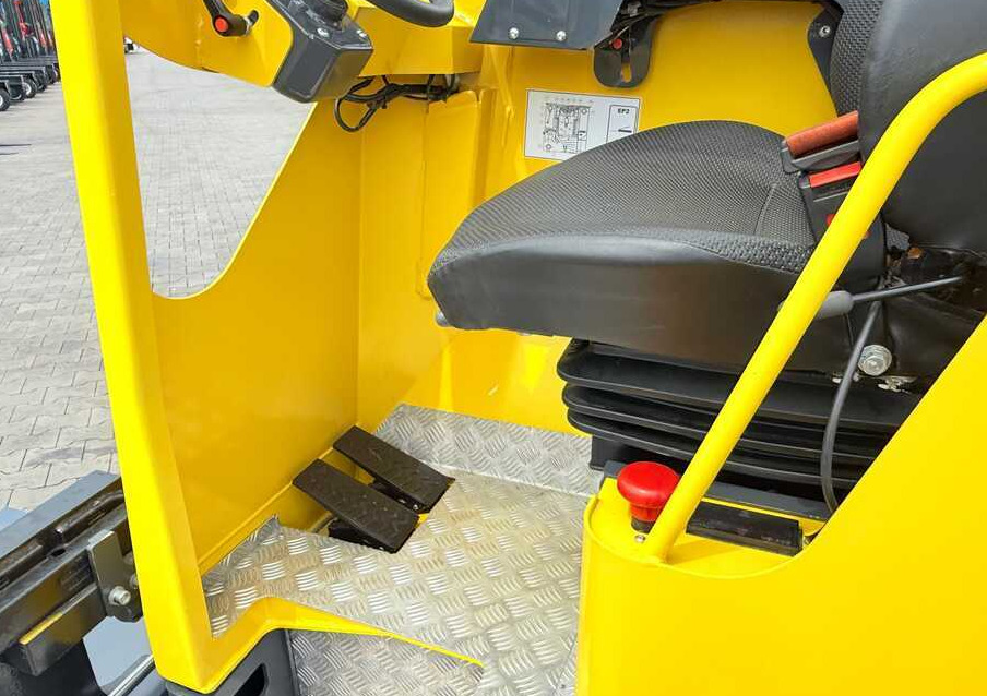 4-way reach truck Combilift MR / ELECTRIC / TRIPLEX – 6000MM / FULL FREE LIFT / WIDE POSITIONER / FORK SIDESHIFT / ONLY 1400 HOURS / LIKE NEW: picture 14