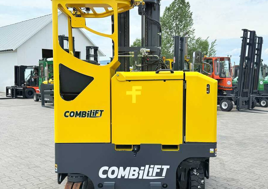 4-way reach truck Combilift MR / ELECTRIC / TRIPLEX – 6000MM / FULL FREE LIFT / WIDE POSITIONER / FORK SIDESHIFT / ONLY 1400 HOURS / LIKE NEW: picture 10