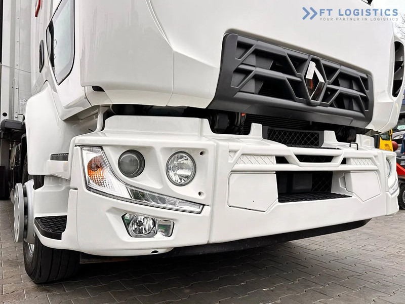 Renault Midlum 250 Renault D 250 / AUTOMATIC / 4X2 / 18 PALLETS / TAIL LIFT / SIDE BOARDS / curtainsider truck - Curtainsider truck: picture 5 Renault Midlum 250 Renault D 250 / AUTOMATIC / 4X2 / 18 PALLETS / TAIL LIFT / SIDE BOARDS / curtainsider truck - Curtainsider truck: picture 5