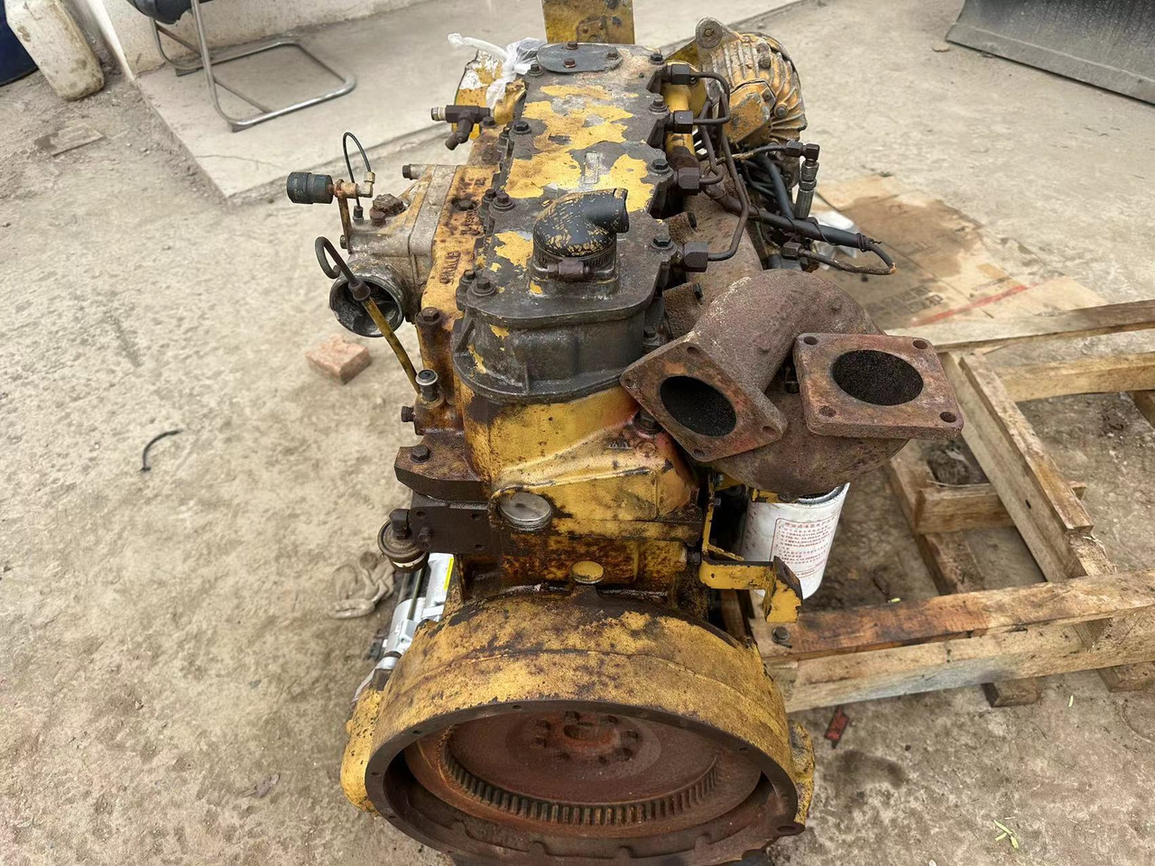 CATERPILLAR 3204 - Engine for Excavator: picture 2 CATERPILLAR 3204 - Engine for Excavator: picture 2
