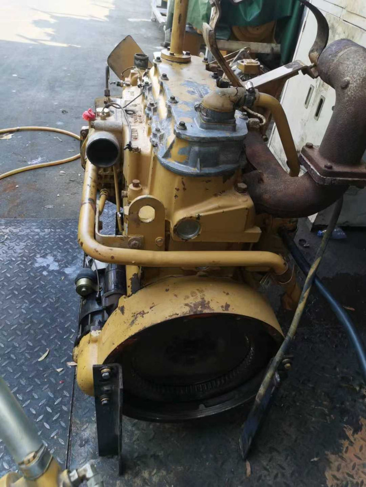 CATERPILLAR 3204C - Engine for Excavator: picture 3 CATERPILLAR 3204C - Engine for Excavator: picture 3