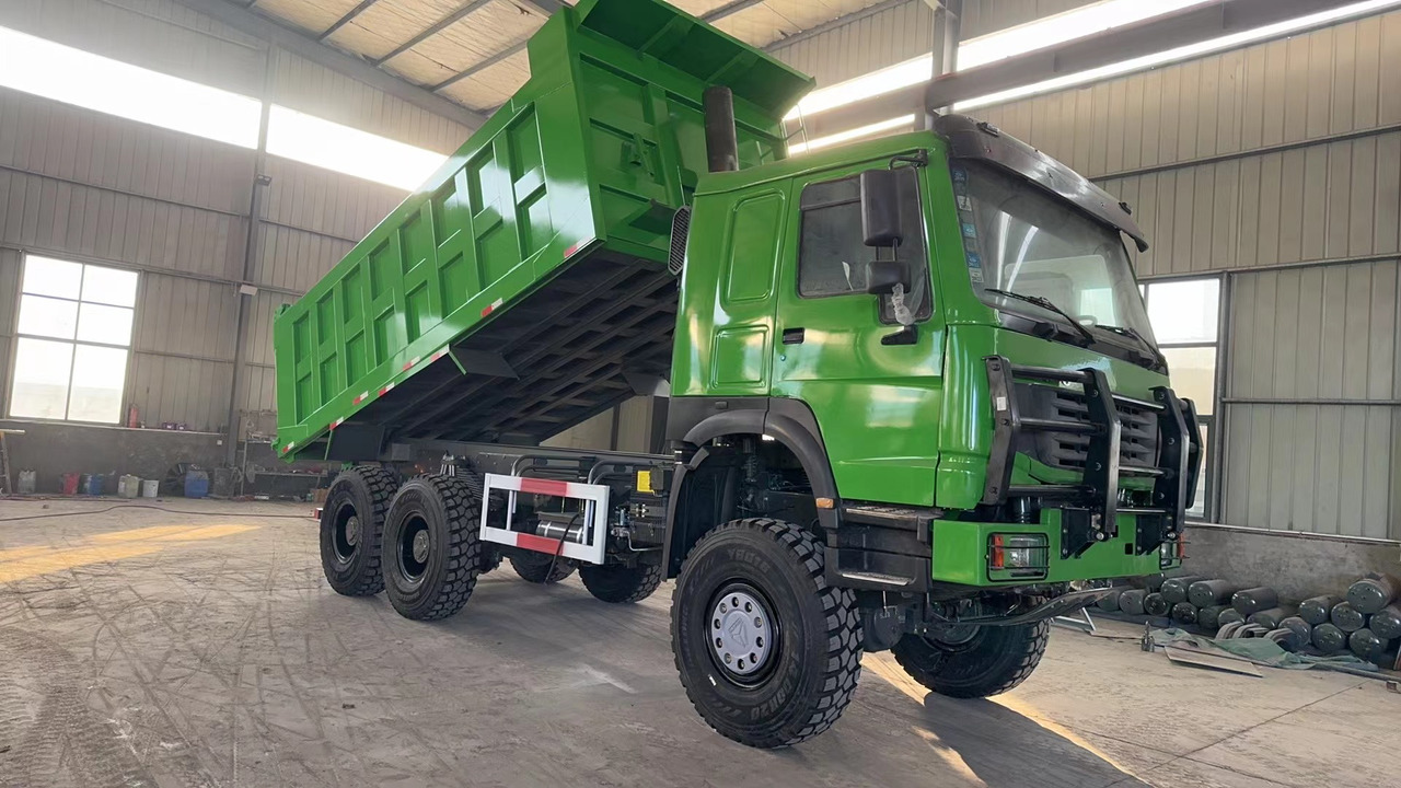 HOWO 6*6  dump truck - Tipper: picture 1 HOWO 6*6  dump truck - Tipper: picture 1