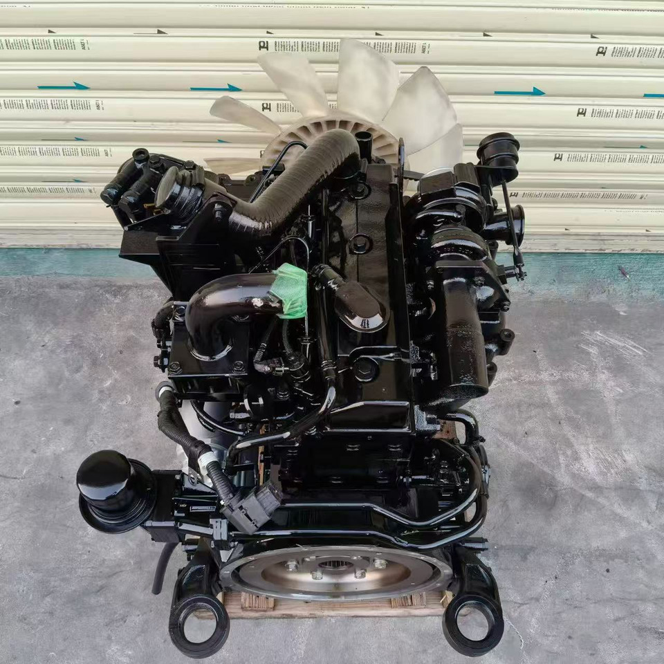 KOMATSU 4D95LE-5 - Engine for Excavator: picture 1 KOMATSU 4D95LE-5 - Engine for Excavator: picture 1