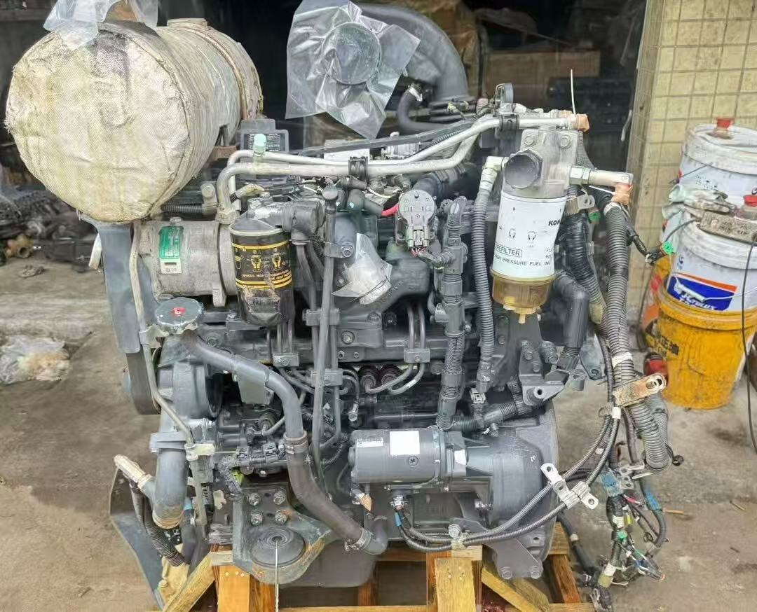 KOMATSU 4D95LE-6 - Engine for Mini excavator: picture 3 KOMATSU 4D95LE-6 - Engine for Mini excavator: picture 3