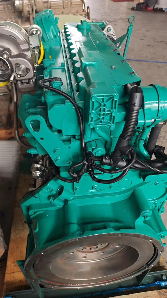 VOLVO D7E - Engine for Excavator: picture 4 VOLVO D7E - Engine for Excavator: picture 4