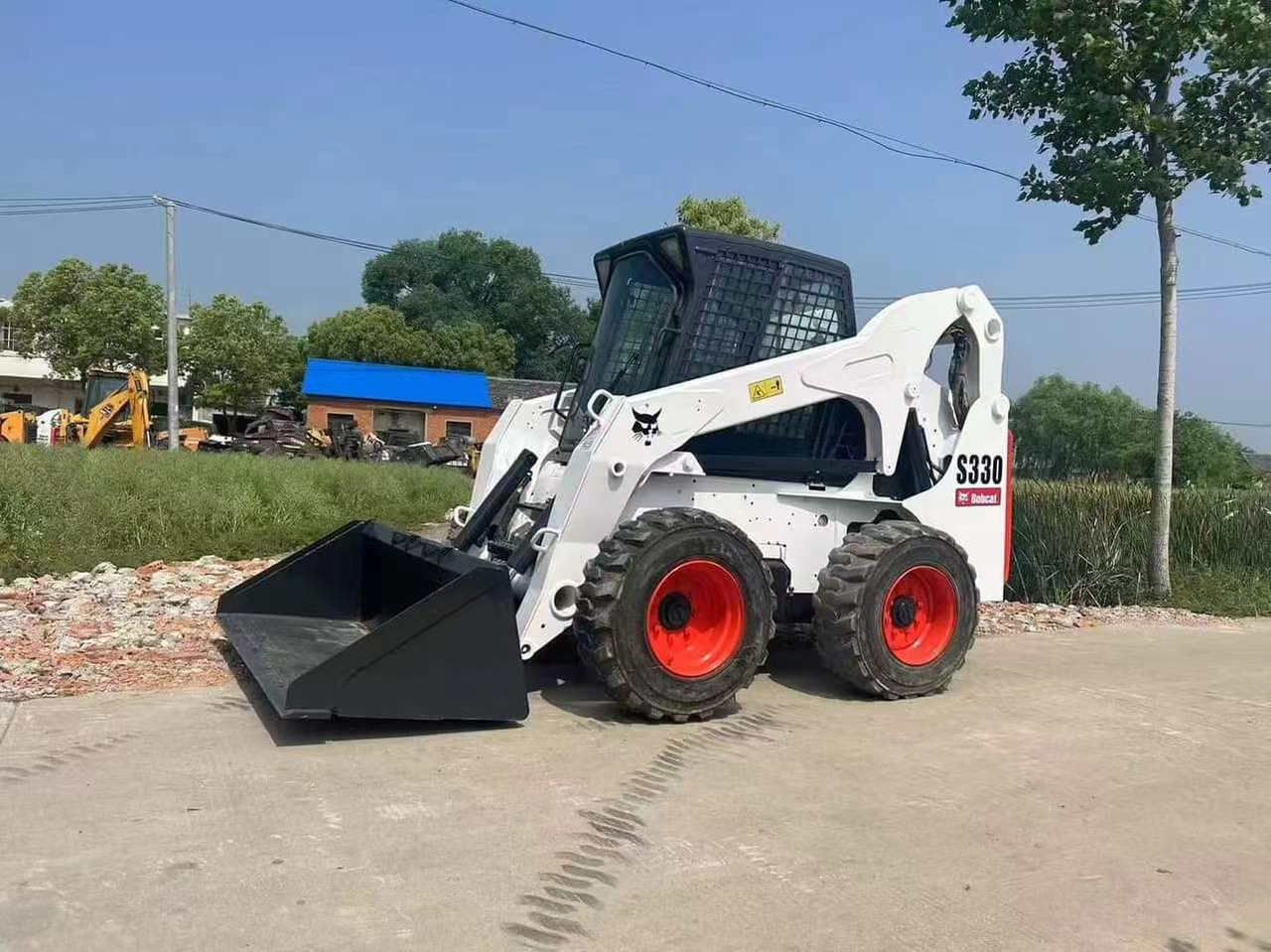 BOBCAT Used Heavy Construction Equipment bobcat S330 Second Hand Skid Steers Used Machine Hot Sale - Skid steer loader: picture 2 BOBCAT Used Heavy Construction Equipment bobcat S330 Second Hand Skid Steers Used Machine Hot Sale - Skid steer loader: picture 2