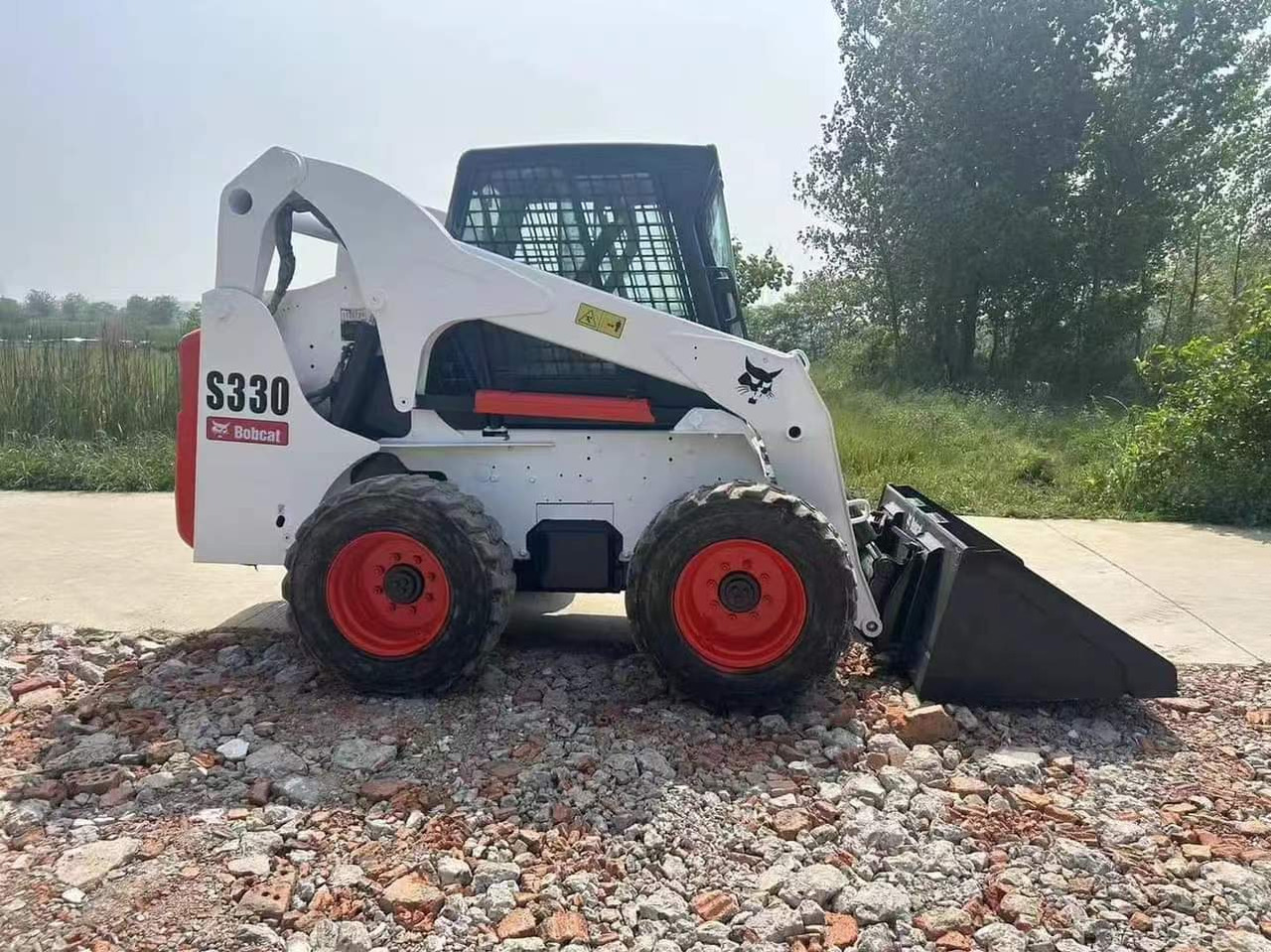 BOBCAT Used Heavy Construction Equipment bobcat S330 Second Hand Skid Steers Used Machine Hot Sale - Skid steer loader: picture 5 BOBCAT Used Heavy Construction Equipment bobcat S330 Second Hand Skid Steers Used Machine Hot Sale - Skid steer loader: picture 5