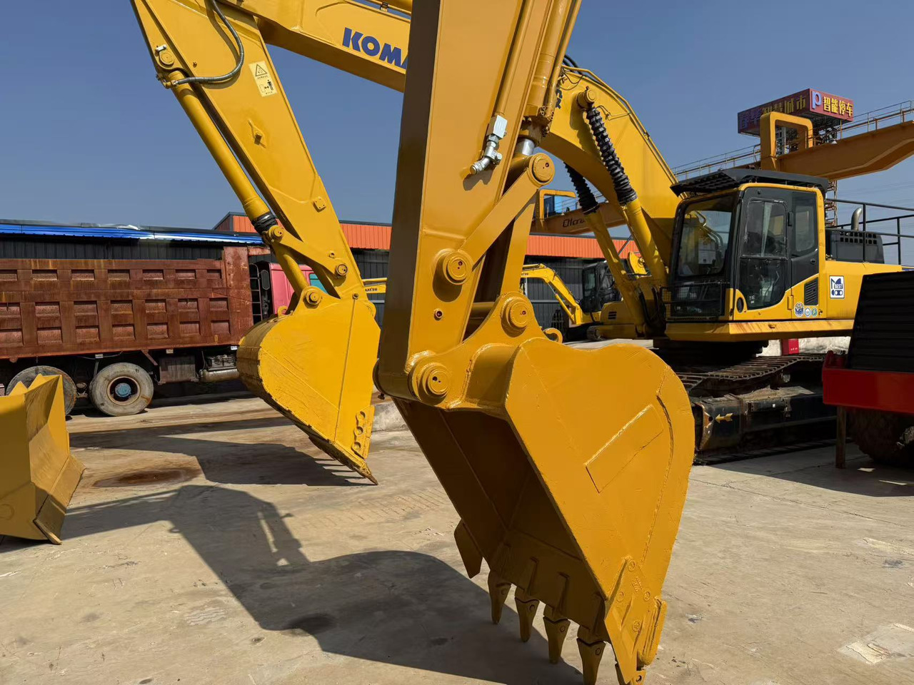 CATERPILLAR 320C - Crawler excavator: picture 4 CATERPILLAR 320C - Crawler excavator: picture 4