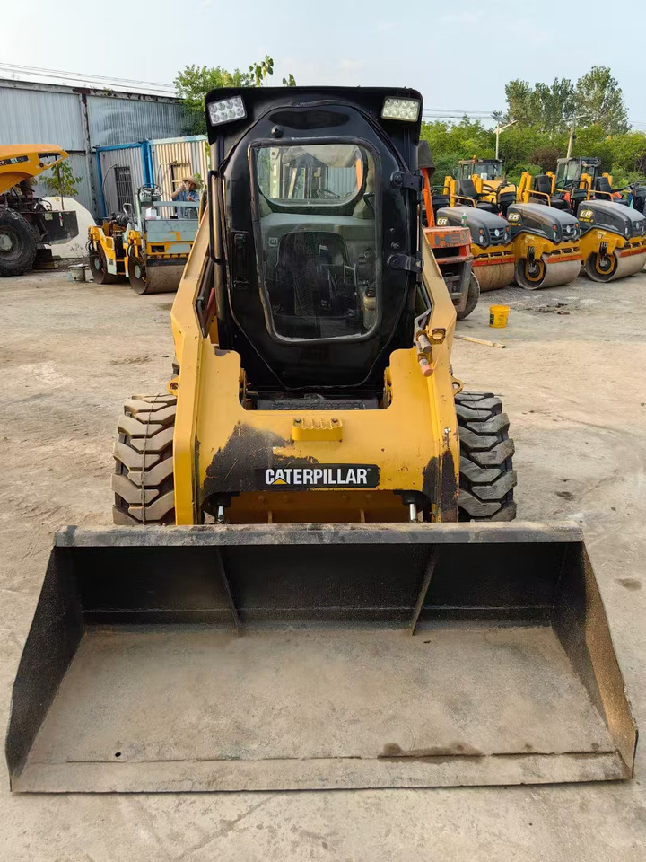 Excellent Quality CAT 246C Skid-steers Global Sale - Skid steer loader: picture 4 Excellent Quality CAT 246C Skid-steers Global Sale - Skid steer loader: picture 4