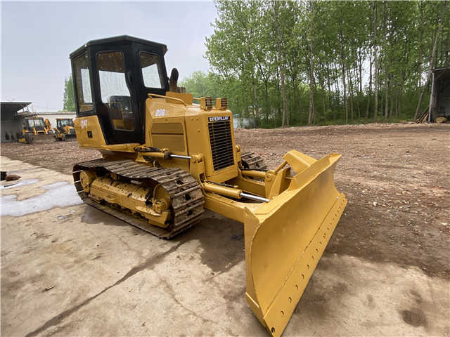 Good Condition Cat Hot Sale Bulldozer D5h D5g D5k D5m D5n D6h D6k D6m D7h D7g D7m - Bulldozer: picture 2 Good Condition Cat Hot Sale Bulldozer D5h D5g D5k D5m D5n D6h D6k D6m D7h D7g D7m - Bulldozer: picture 2