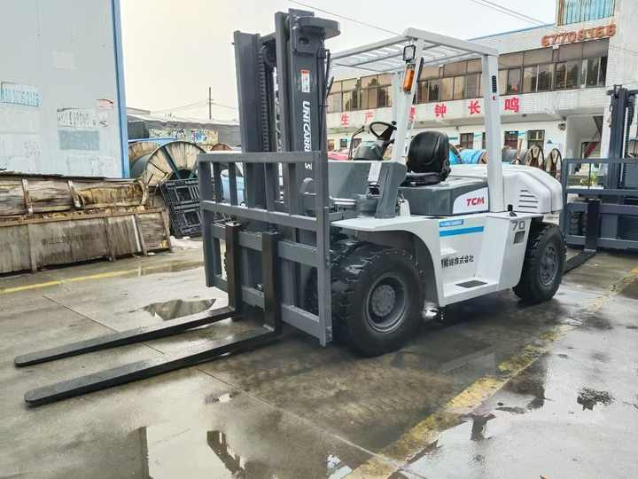TCM 70 Diesel Forklift 7 Ton | Heavy-Duty Industrial Forklift | Warehouse/Construction Equipment - Forklift: picture 3 TCM 70 Diesel Forklift 7 Ton | Heavy-Duty Industrial Forklift | Warehouse/Construction Equipment - Forklift: picture 3