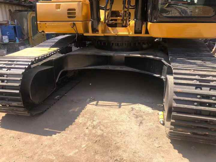 Used CAT 330D 30T Second Hand Japan Original Large Excavator Construction - Crawler excavator: picture 5 Used CAT 330D 30T Second Hand Japan Original Large Excavator Construction - Crawler excavator: picture 5