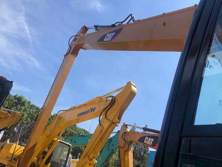 Used CAT 330D 30T Second Hand Japan Original Large Excavator Construction - Crawler excavator: picture 4 Used CAT 330D 30T Second Hand Japan Original Large Excavator Construction - Crawler excavator: picture 4