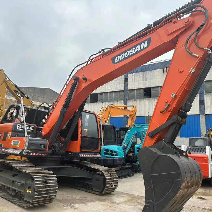Used Digger Doosan DX225LC-9T Construction Machinery Construction Digger Used Doosan DX225LC-9T Cheap Excavator - Crawler excavator: picture 1 Used Digger Doosan DX225LC-9T Construction Machinery Construction Digger Used Doosan DX225LC-9T Cheap Excavator - Crawler excavator: picture 1