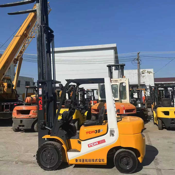 Very Good Condition and Cheap Price 3 Tonne TCM Forklift Run Performance TCM30 Forklift for Sale - Forklift: picture 1 Very Good Condition and Cheap Price 3 Tonne TCM Forklift Run Performance TCM30 Forklift for Sale - Forklift: picture 1