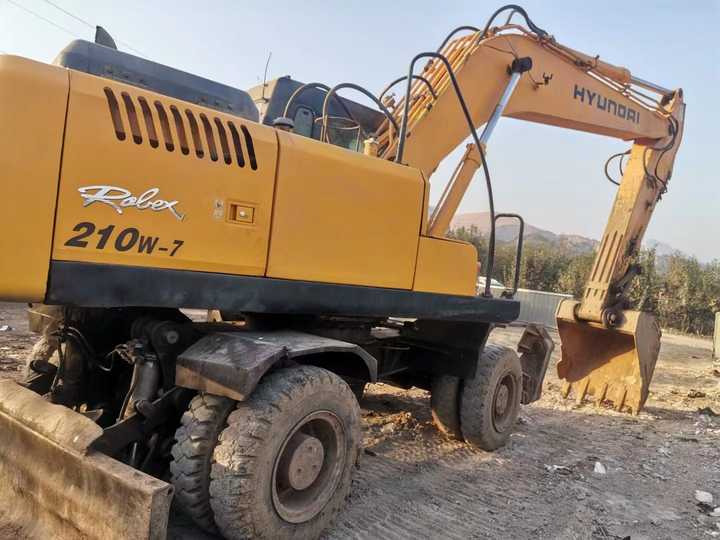 Yellow Color Hyundai210w-7 Used Wheel Excavator Used Hyundai210-7 on Sale with Cheap Price - Crawler excavator: picture 5 Yellow Color Hyundai210w-7 Used Wheel Excavator Used Hyundai210-7 on Sale with Cheap Price - Crawler excavator: picture 5