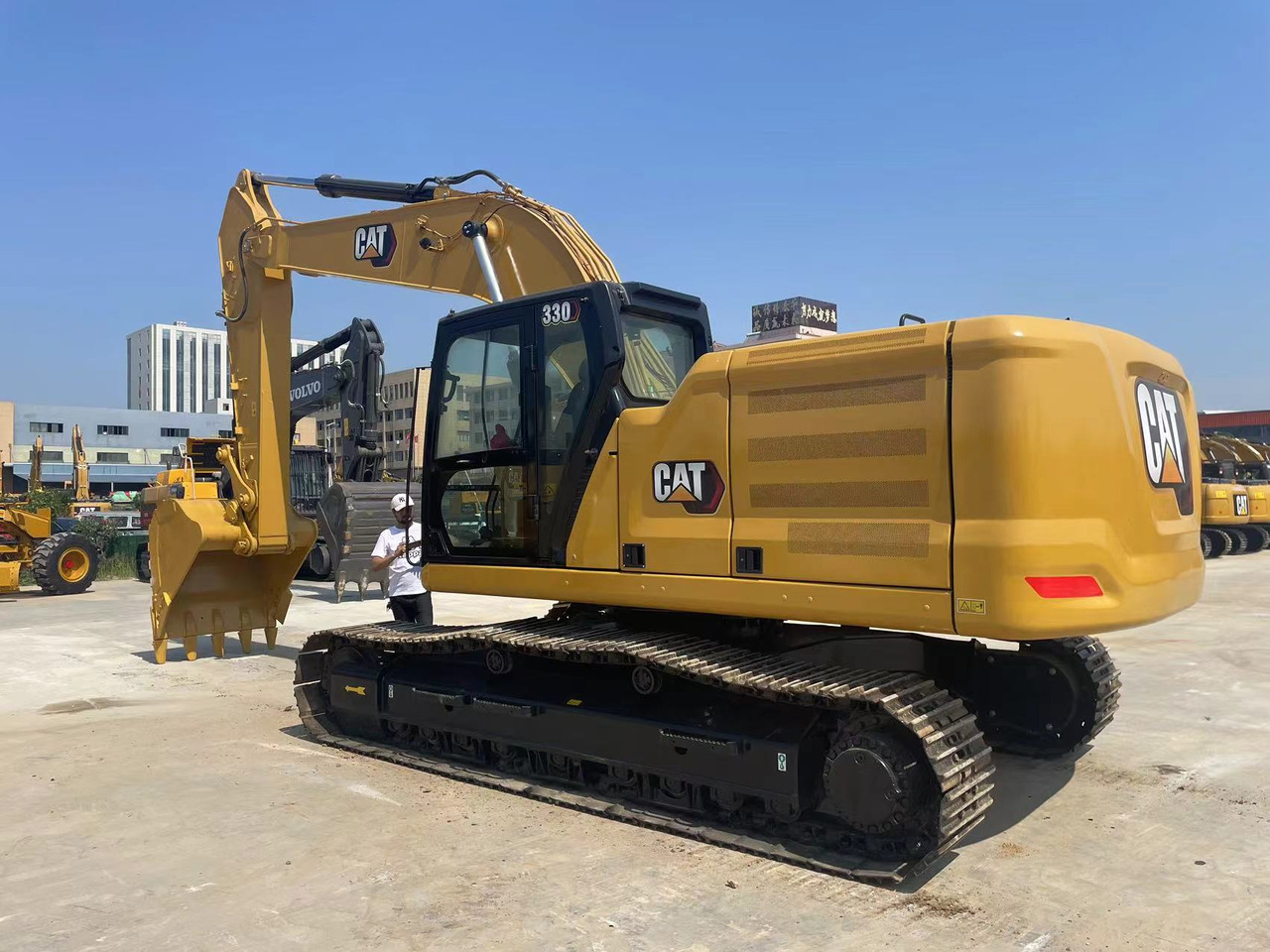 CATERPILLAR 330GC - Crawler excavator: picture 2 CATERPILLAR 330GC - Crawler excavator: picture 2