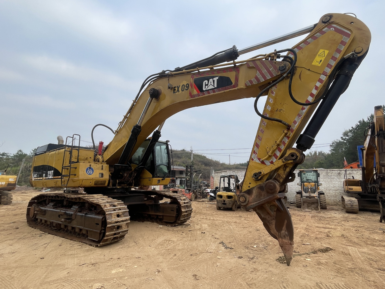 CATERPILLAR 365C - Crawler excavator: picture 2 CATERPILLAR 365C - Crawler excavator: picture 2