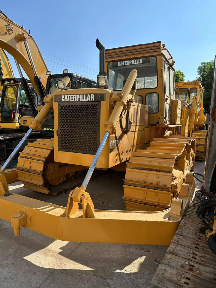 CATERPILLAR D6D - Bulldozer: picture 1 CATERPILLAR D6D - Bulldozer: picture 1