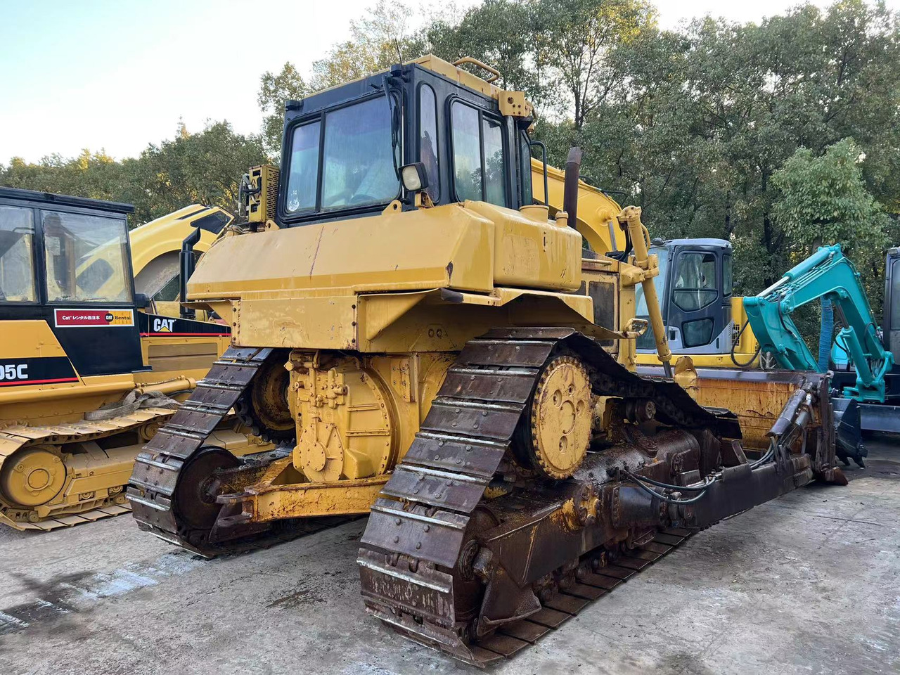 CATERPILLAR D6H - Bulldozer: picture 1 CATERPILLAR D6H - Bulldozer: picture 1