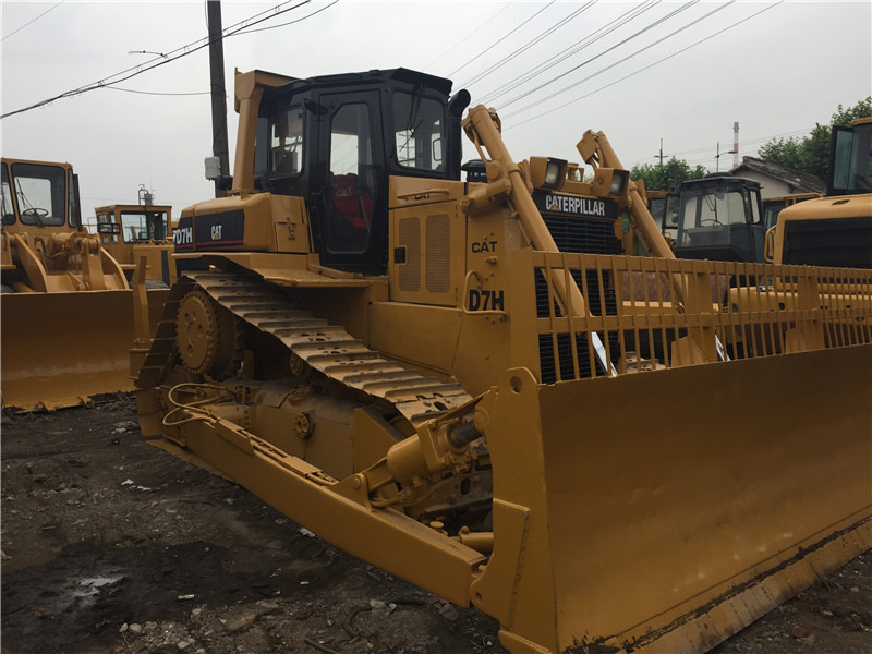 CATERPILLAR D7H - Bulldozer: picture 5 CATERPILLAR D7H - Bulldozer: picture 5