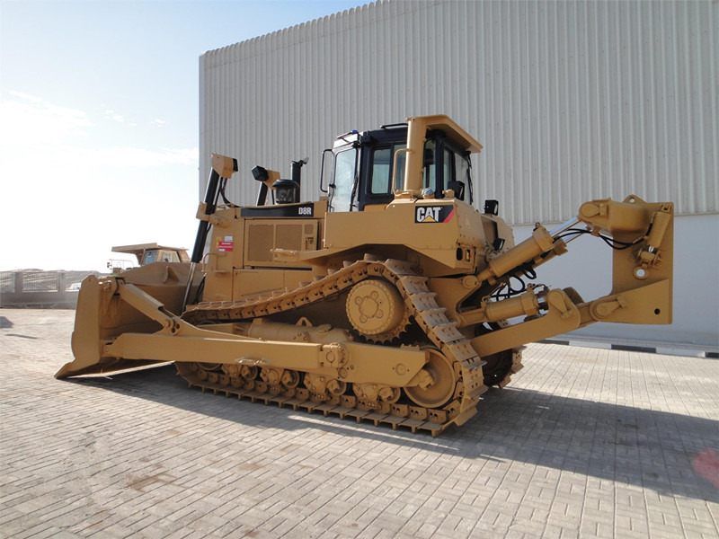 CATERPILLAR D8N - Bulldozer: picture 4 CATERPILLAR D8N - Bulldozer: picture 4