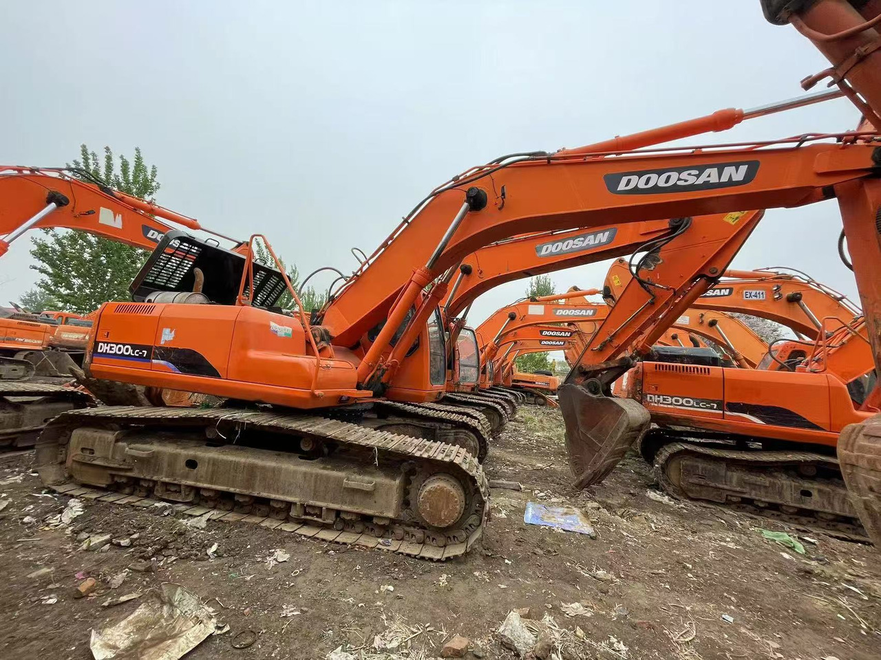 DOOSAN DH300LC-7 - Crawler excavator: picture 1 DOOSAN DH300LC-7 - Crawler excavator: picture 1