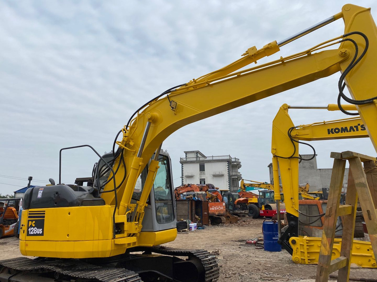 KOMATSU PC128US - Crawler excavator: picture 5 KOMATSU PC128US - Crawler excavator: picture 5