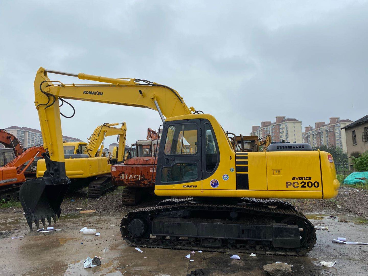 KOMATSU PC200-6 - Crawler excavator: picture 4 KOMATSU PC200-6 - Crawler excavator: picture 4