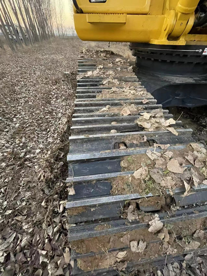 KOMATSU PC300-7 - Crawler excavator: picture 3 KOMATSU PC300-7 - Crawler excavator: picture 3