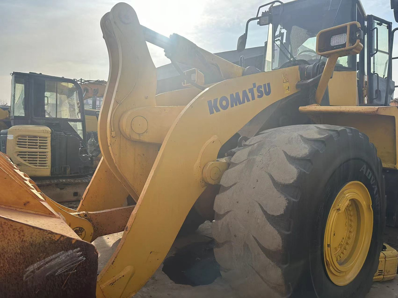 KOMATSU WA500-3 - Wheel loader: picture 2 KOMATSU WA500-3 - Wheel loader: picture 2