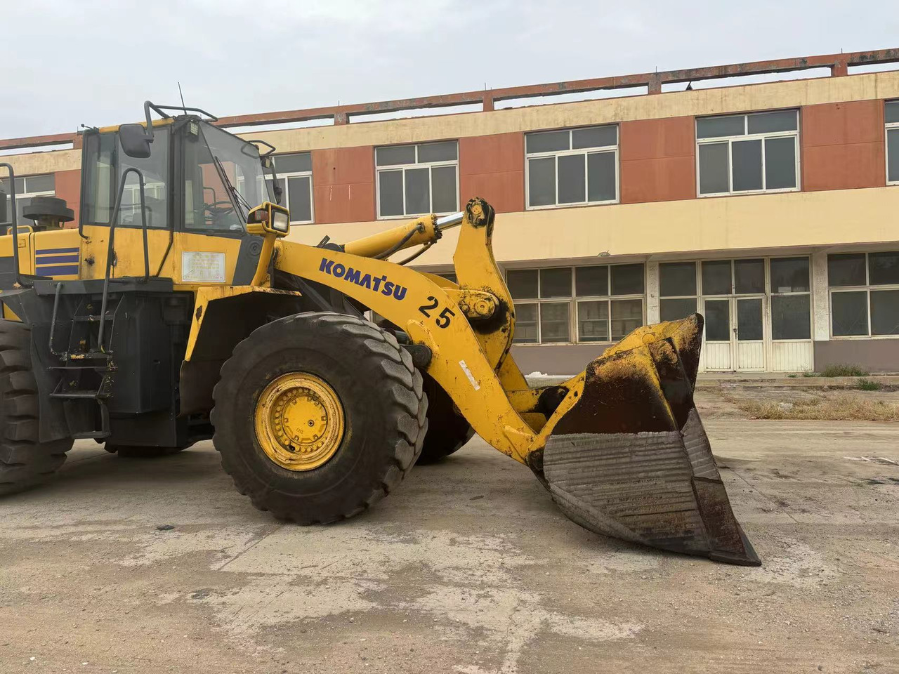 KOMATSU WA500-6 - Wheel loader: picture 3 KOMATSU WA500-6 - Wheel loader: picture 3