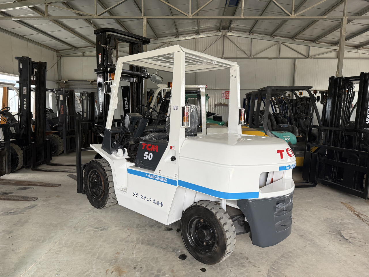 TCM FD50 - Scissor lift: picture 5 TCM FD50 - Scissor lift: picture 5