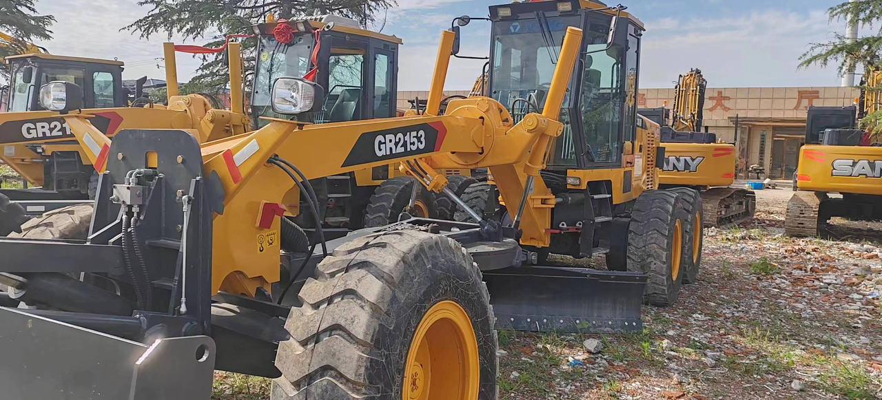 XCMG GR2153 - Grader: picture 1 XCMG GR2153 - Grader: picture 1