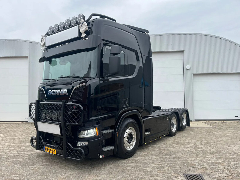 Scania R660 R660 6x2 v8 - Tractor unit: picture 2 Scania R660 R660 6x2 v8 - Tractor unit: picture 2