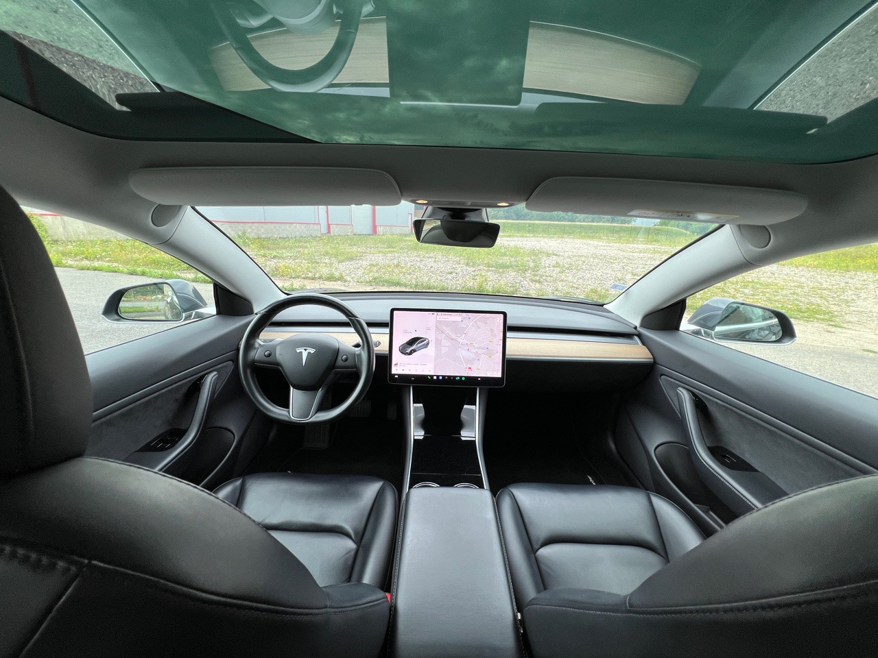 TESLA Model 3 Standard Range Plus Autopilot Garantie - Sedan: picture 3 TESLA Model 3 Standard Range Plus Autopilot Garantie - Sedan: picture 3