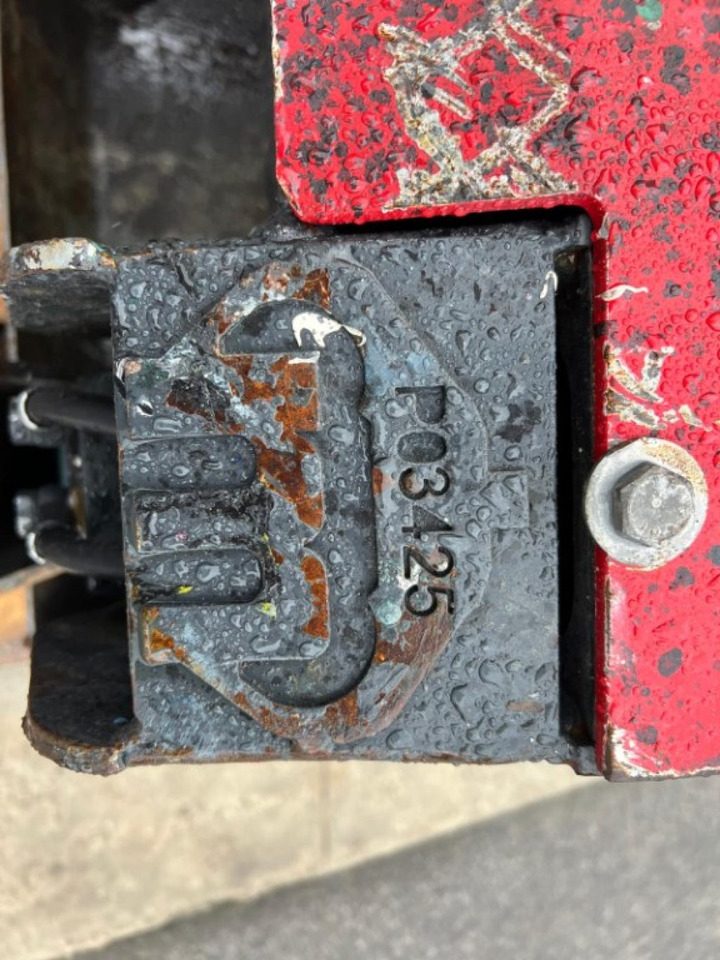 BENNA USATA MINELLI A CUCCHIAIO CON ROTORE - Clamshell bucket: picture 5 BENNA USATA MINELLI A CUCCHIAIO CON ROTORE - Clamshell bucket: picture 5