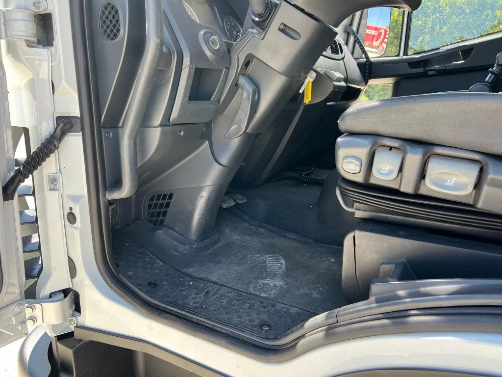 Leasing of IVECO 120EL18 SCARRABILE IVECO 120EL18 SCARRABILE: picture 9