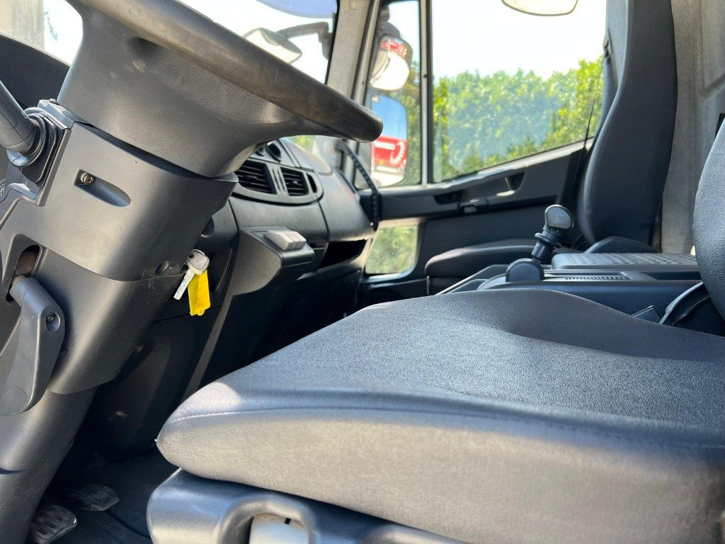 Leasing of IVECO 120EL18 SCARRABILE IVECO 120EL18 SCARRABILE: picture 10