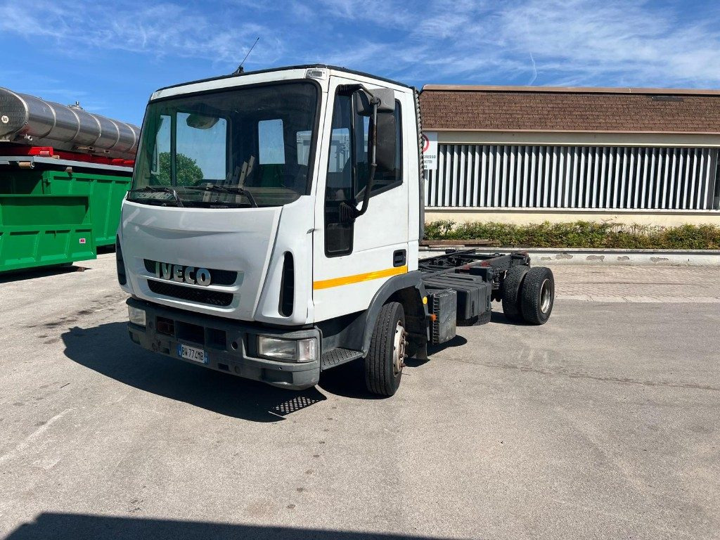 IVECO 80E15 A TELAIO - Cab chassis truck: picture 1 IVECO 80E15 A TELAIO - Cab chassis truck: picture 1