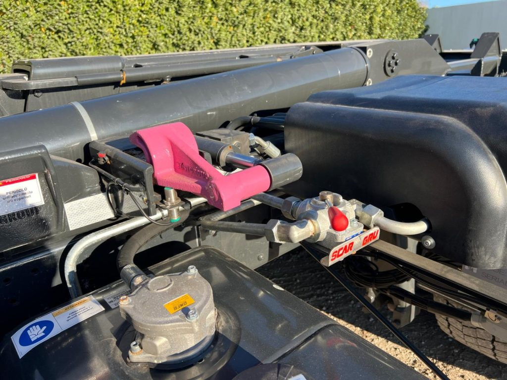 Hook lift truck IVECO EUROCARGO 180EL28 SCARRABILE: picture 12