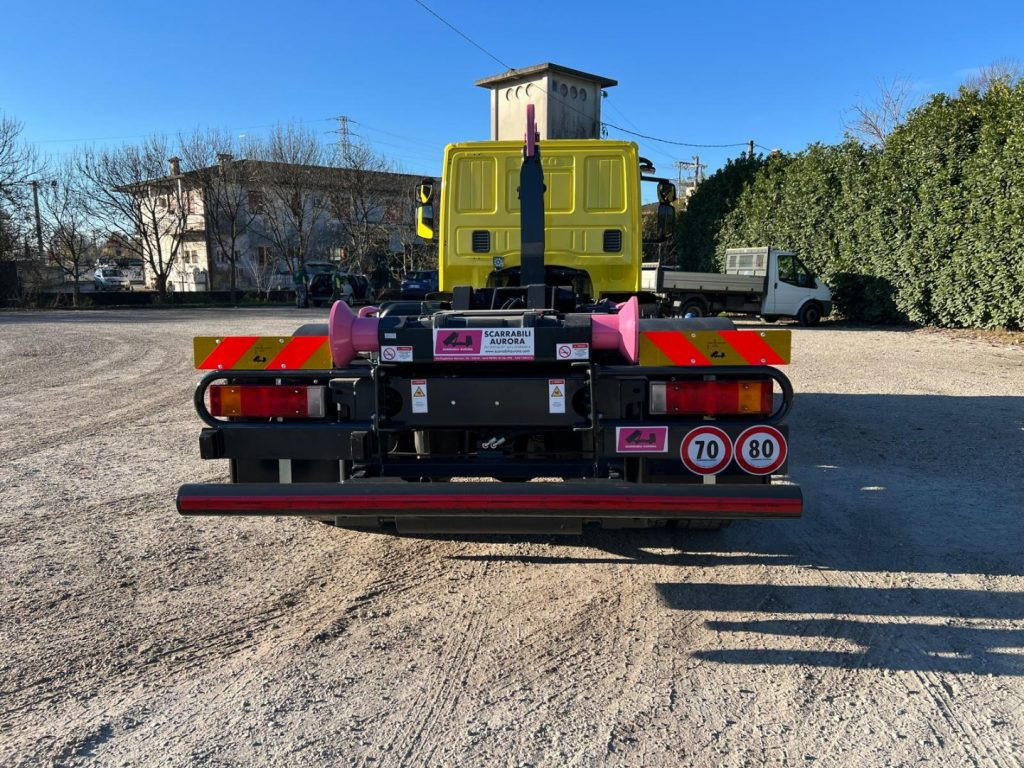 Hook lift truck IVECO EUROCARGO 180EL28 SCARRABILE: picture 6