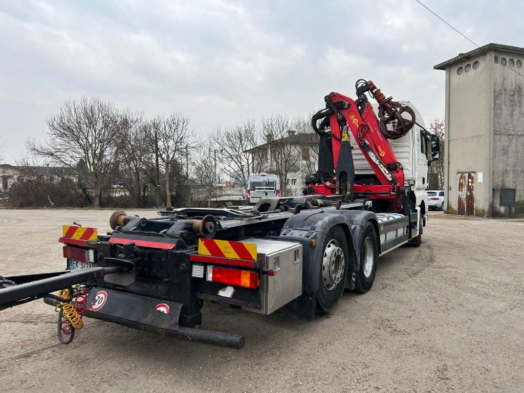 Hook lift truck MAN TGX 26.480 SCARRABILE CON GRU: picture 6 Hook lift truck MAN TGX 26.480 SCARRABILE CON GRU: picture 6