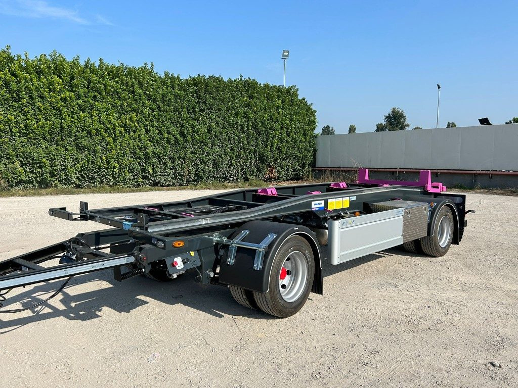 PIACENZA RIMORCHIO PIACENZA SCARRABILE PNEUMATICO NUOVO - Roll-off/ Skip trailer: picture 3 PIACENZA RIMORCHIO PIACENZA SCARRABILE PNEUMATICO NUOVO - Roll-off/ Skip trailer: picture 3