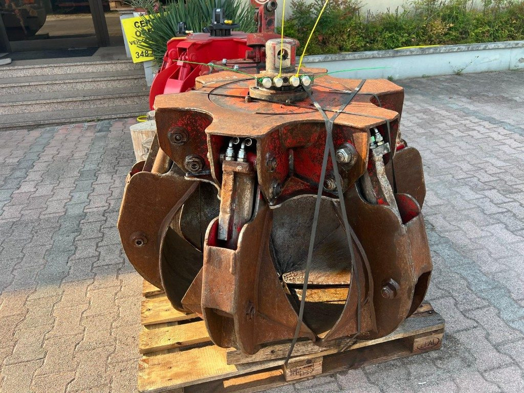 POLIPO USATO ROZZI A 6 PALE CON ROTORE - Grapple: picture 2 POLIPO USATO ROZZI A 6 PALE CON ROTORE - Grapple: picture 2