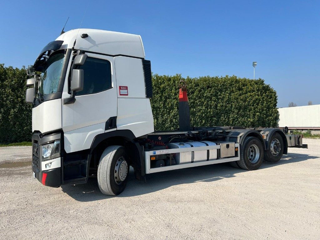 RENAULT SCARRABILE 6X2 - Hook lift truck: picture 3 RENAULT SCARRABILE 6X2 - Hook lift truck: picture 3