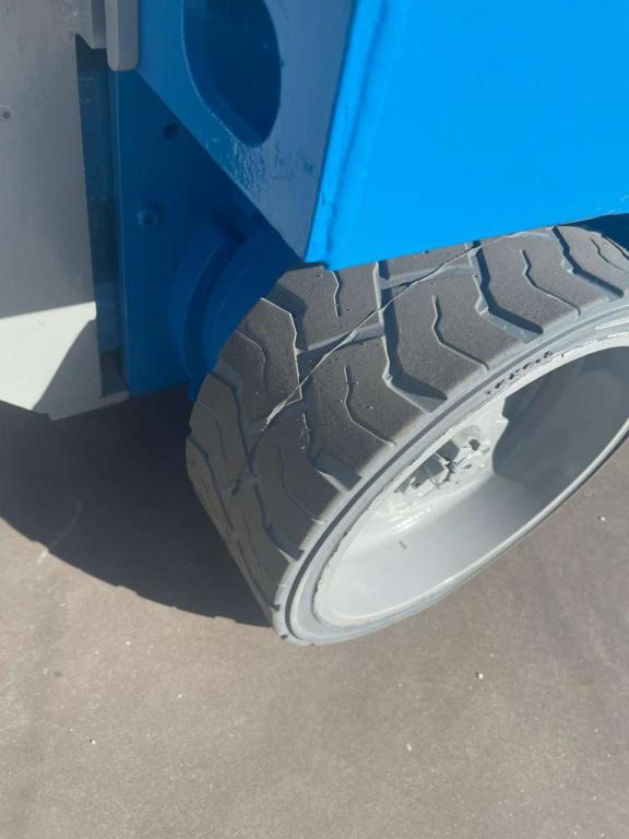 Scissor lift Genie GS-1932: picture 7 Scissor lift Genie GS-1932: picture 7